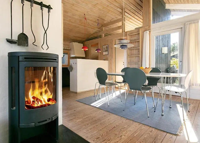 Charming Retreat - By Traum *